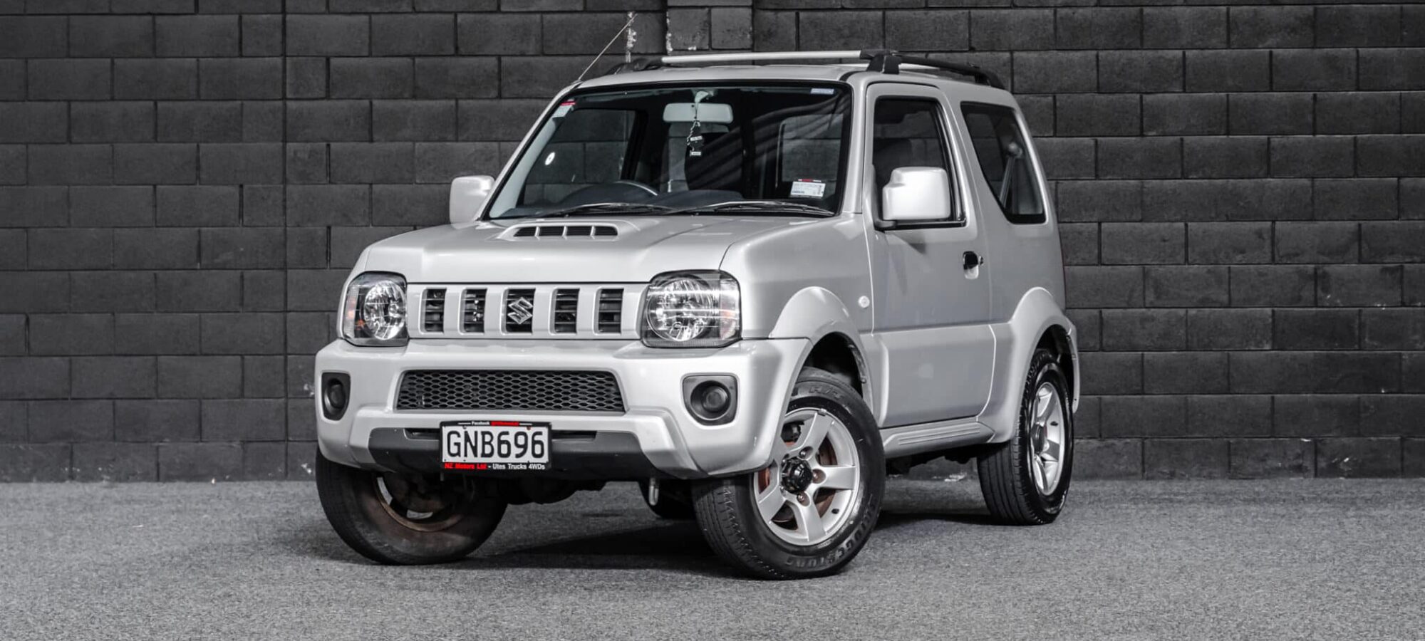 Vehicle Gallery Image