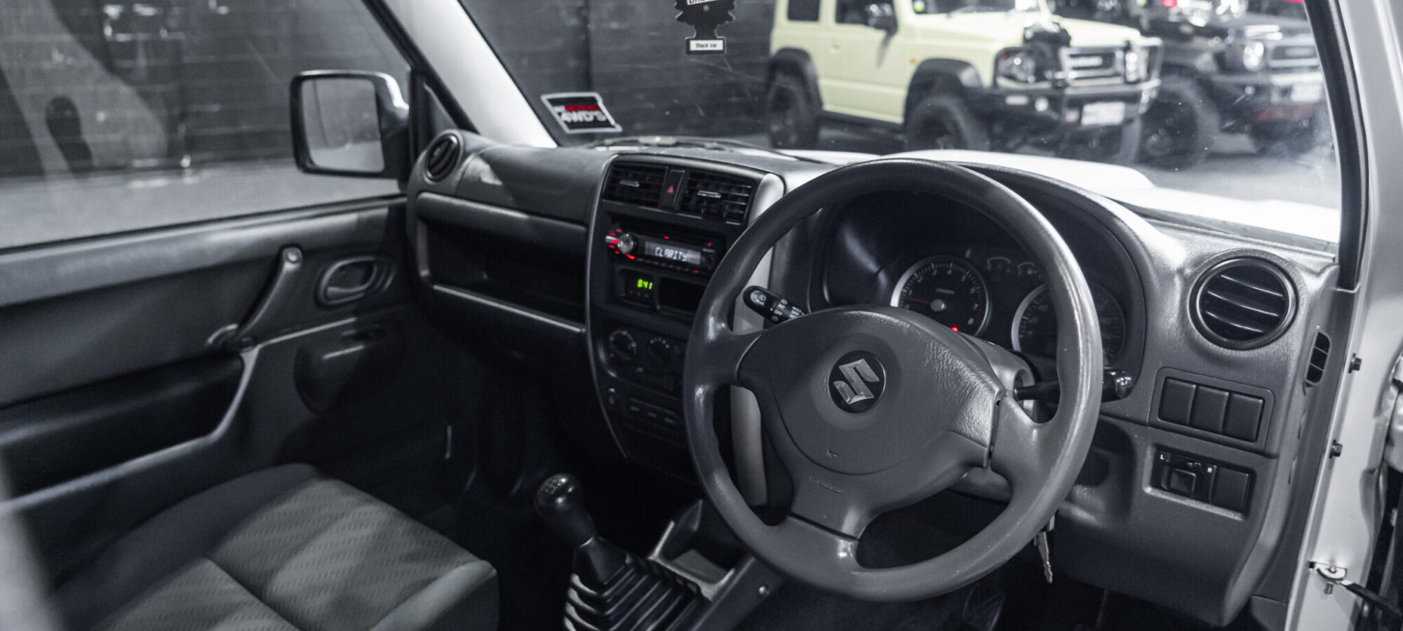 Vehicle Gallery Image