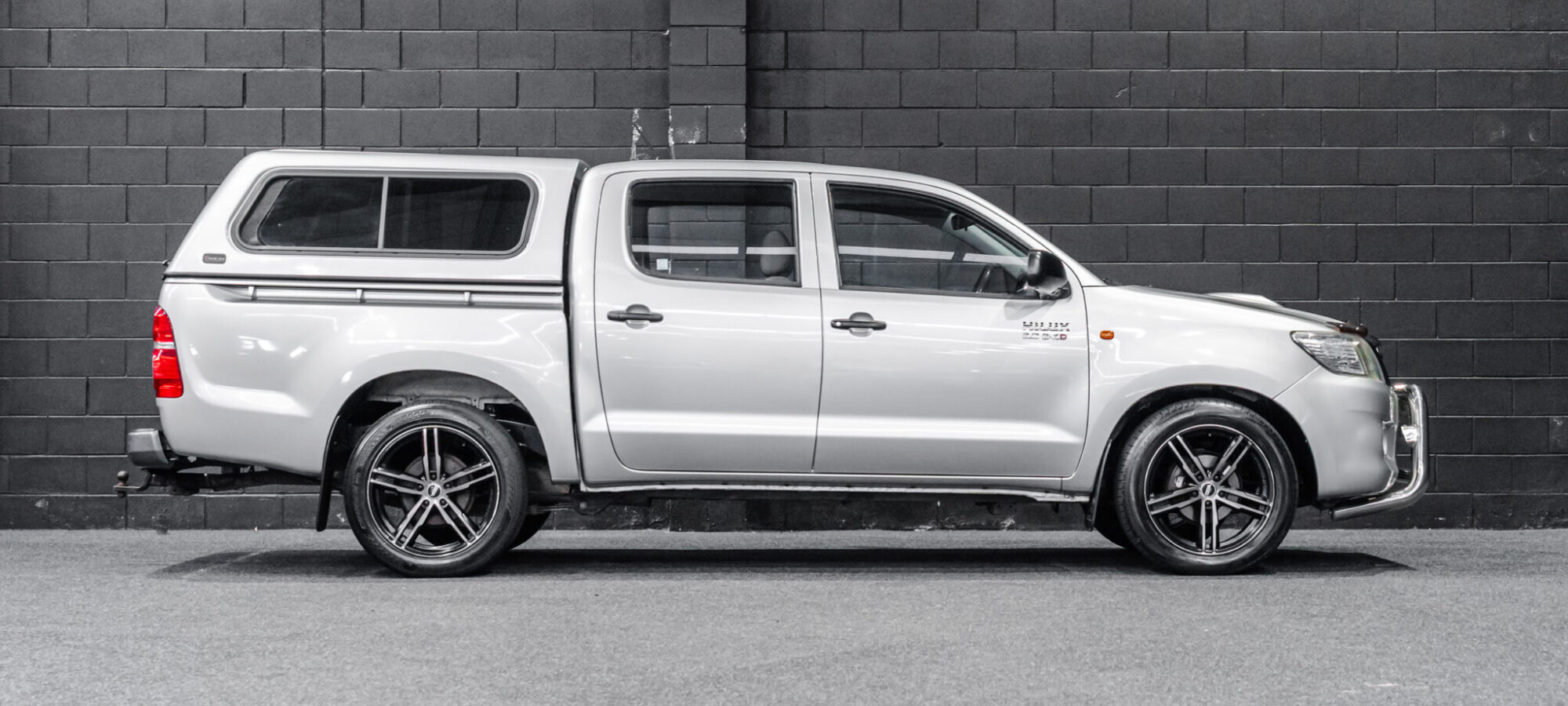 Vehicle Gallery Image