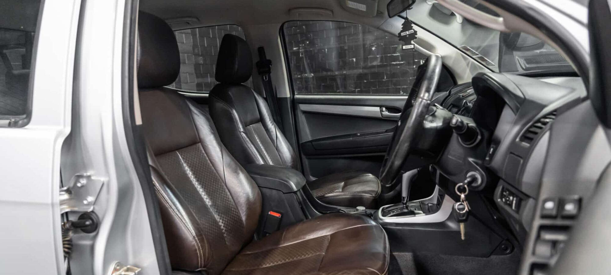 Vehicle Gallery Image