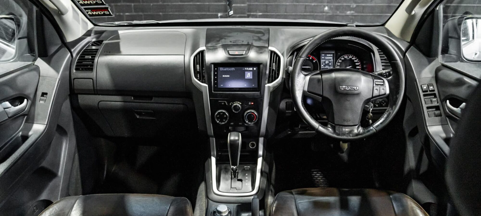 Vehicle Gallery Image