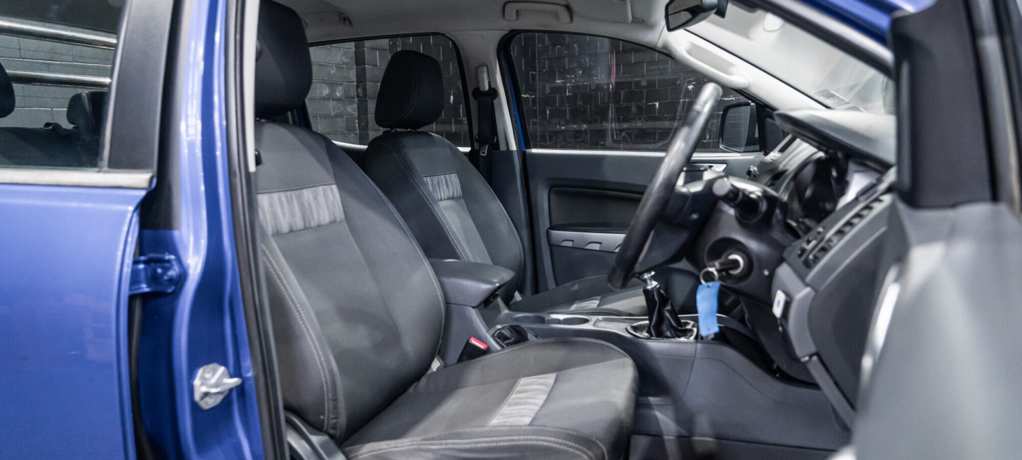 Vehicle Gallery Image