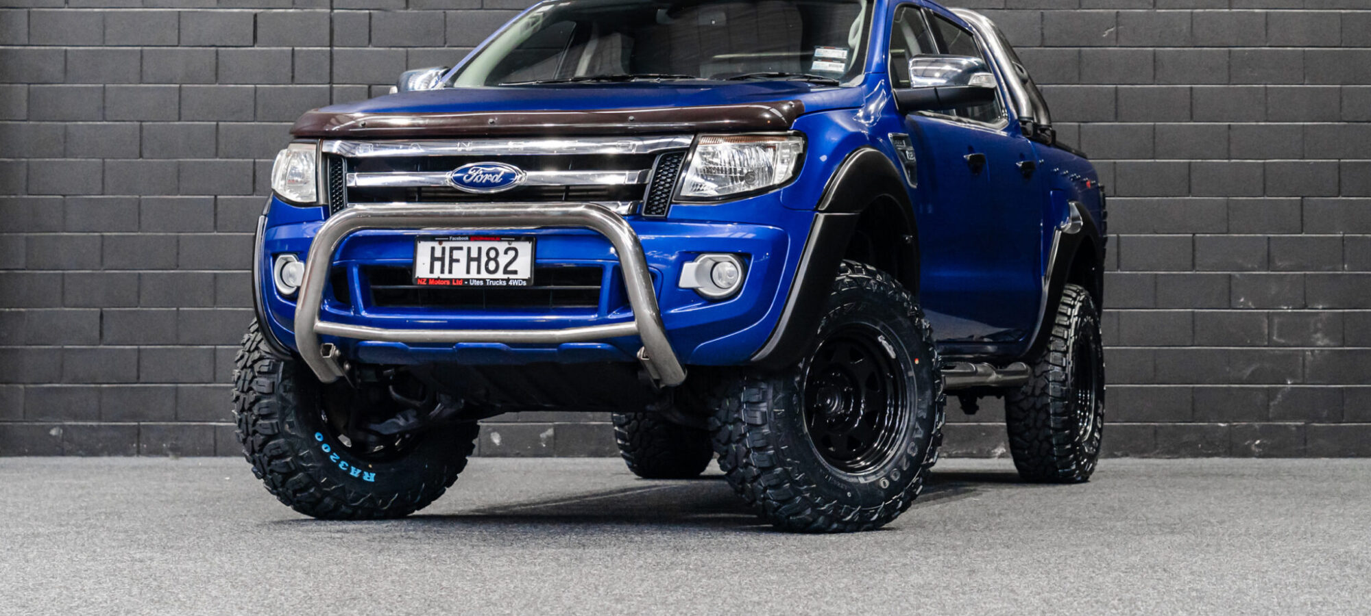 Vehicle Gallery Image