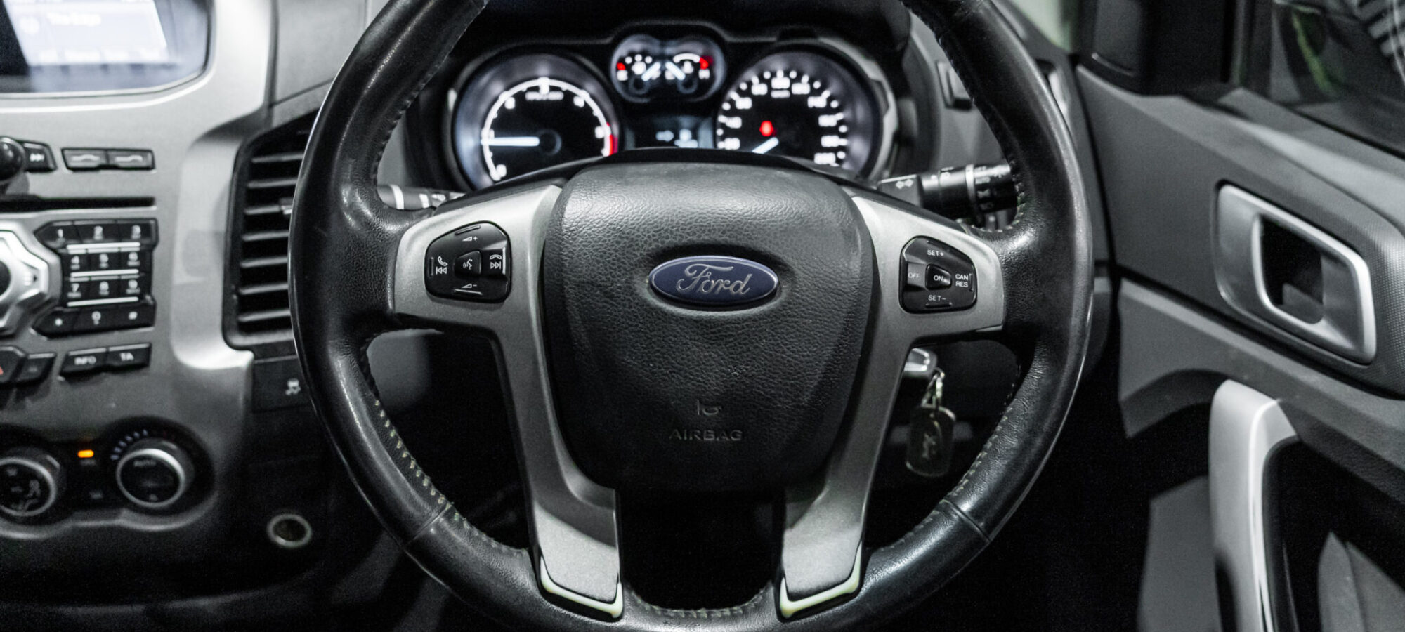 Vehicle Gallery Image