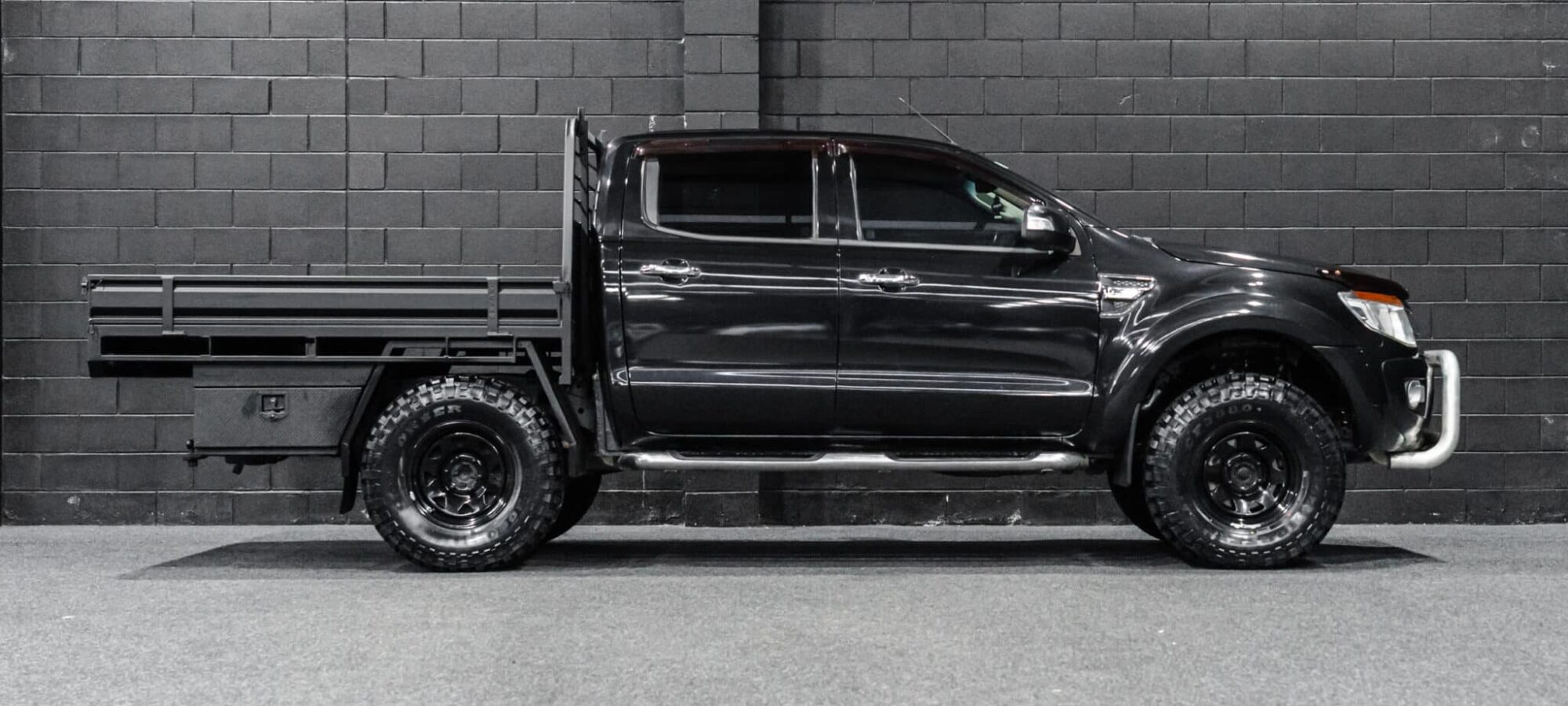 Vehicle Gallery Image