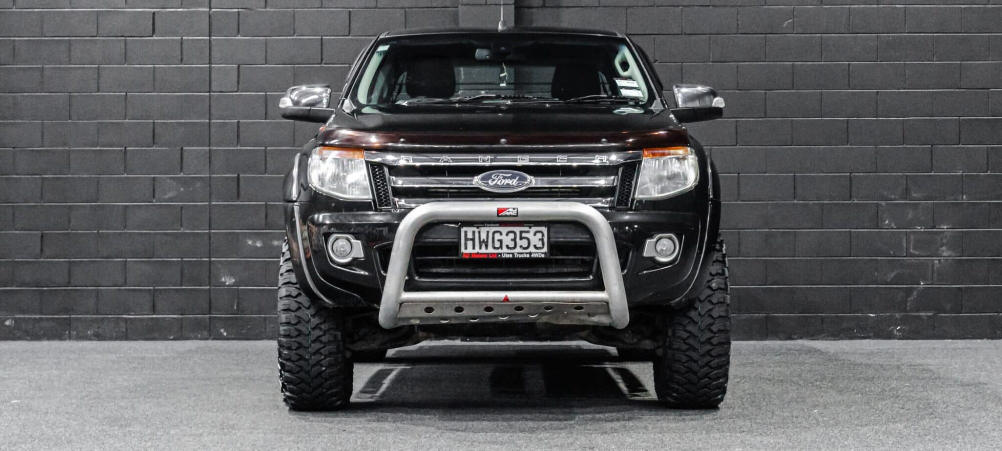 Vehicle Gallery Image