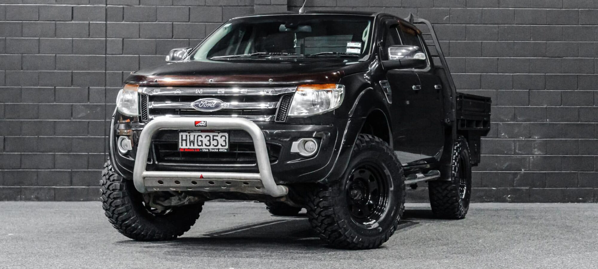 Vehicle Gallery Image