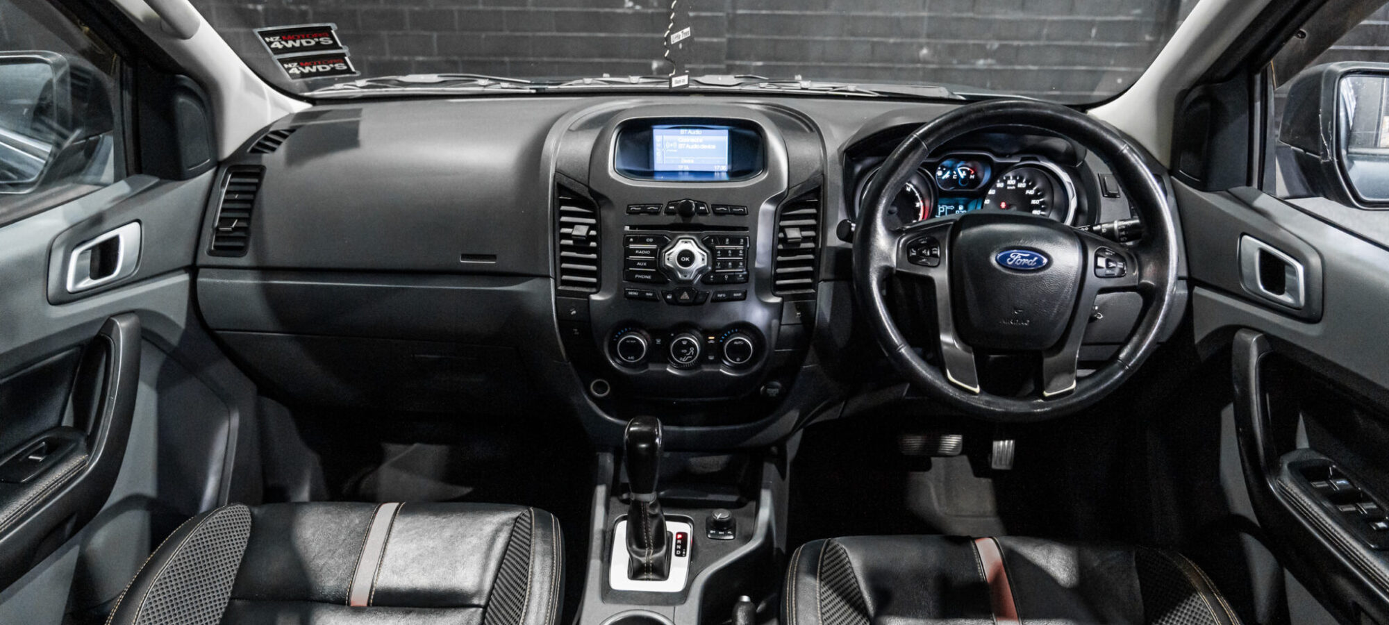 Vehicle Gallery Image