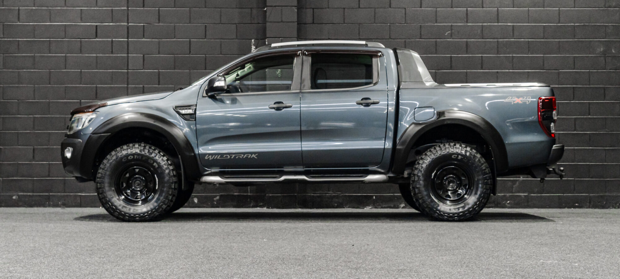 Vehicle Gallery Image