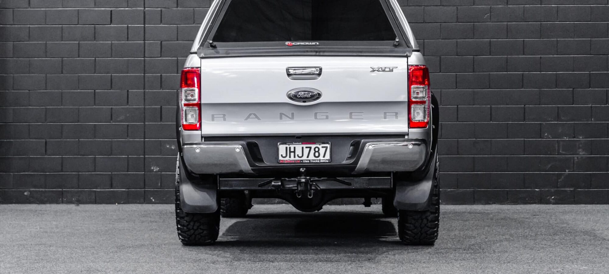 Vehicle Gallery Image