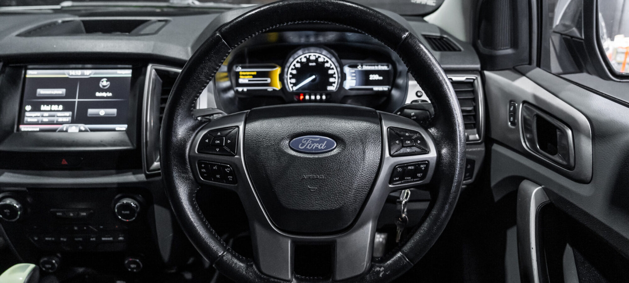 Vehicle Gallery Image