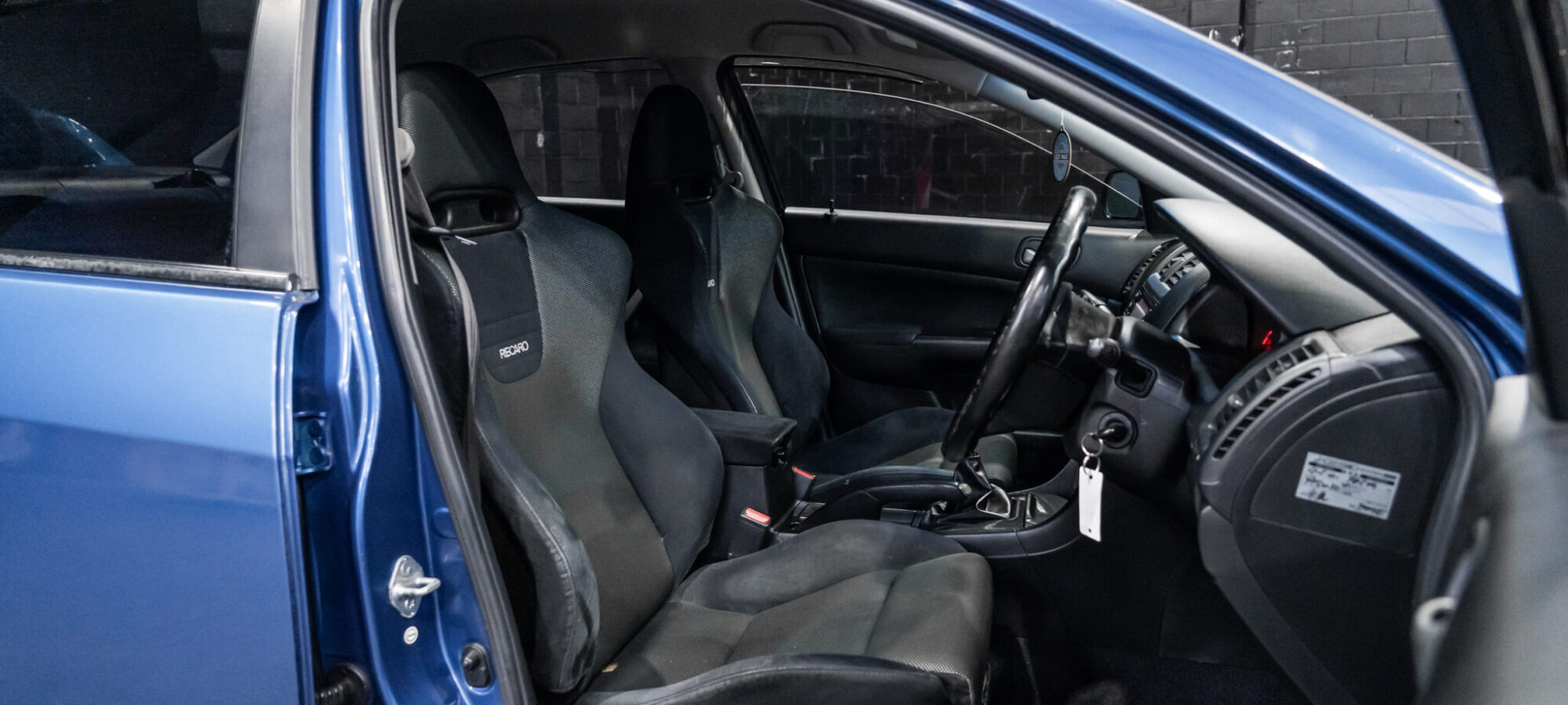 Vehicle Gallery Image