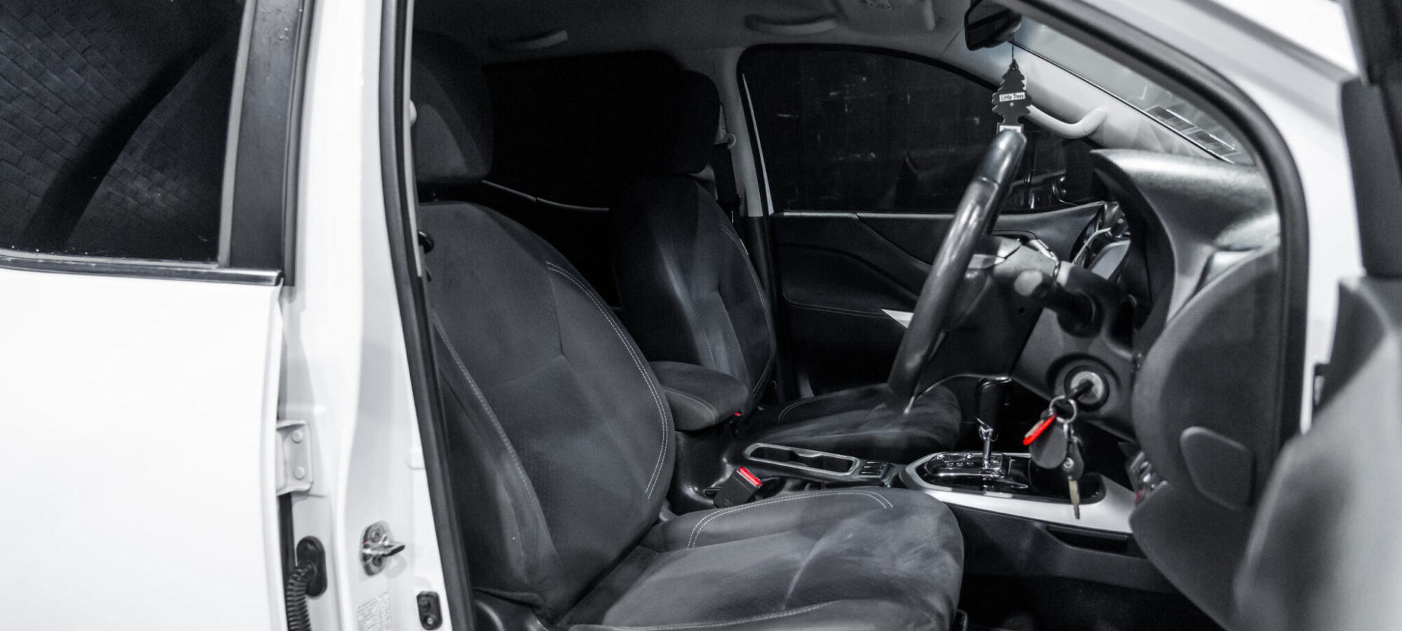 Vehicle Gallery Image