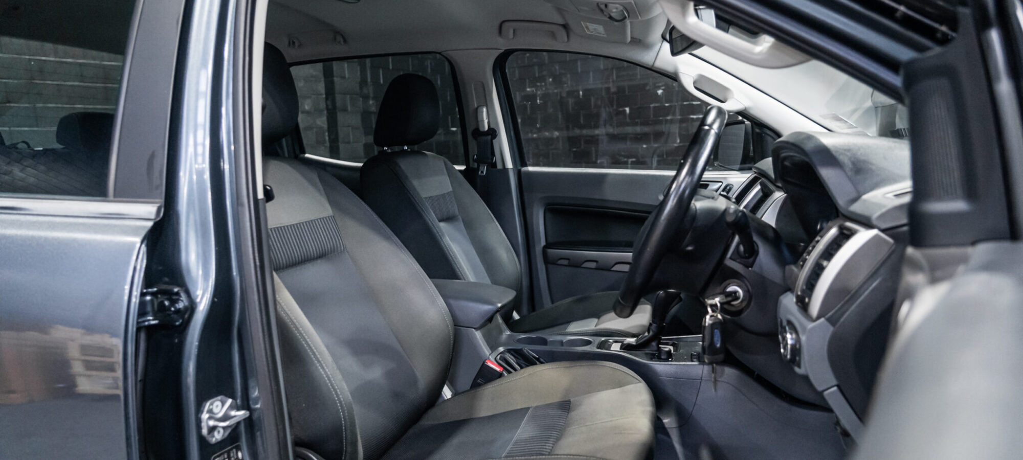 Vehicle Gallery Image