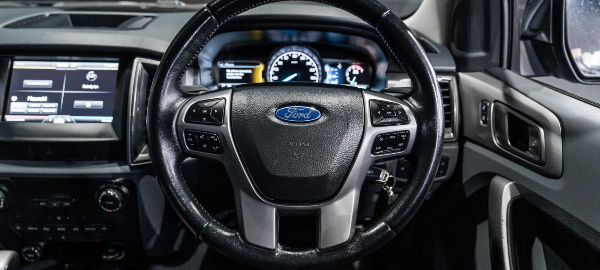 Vehicle Gallery Image