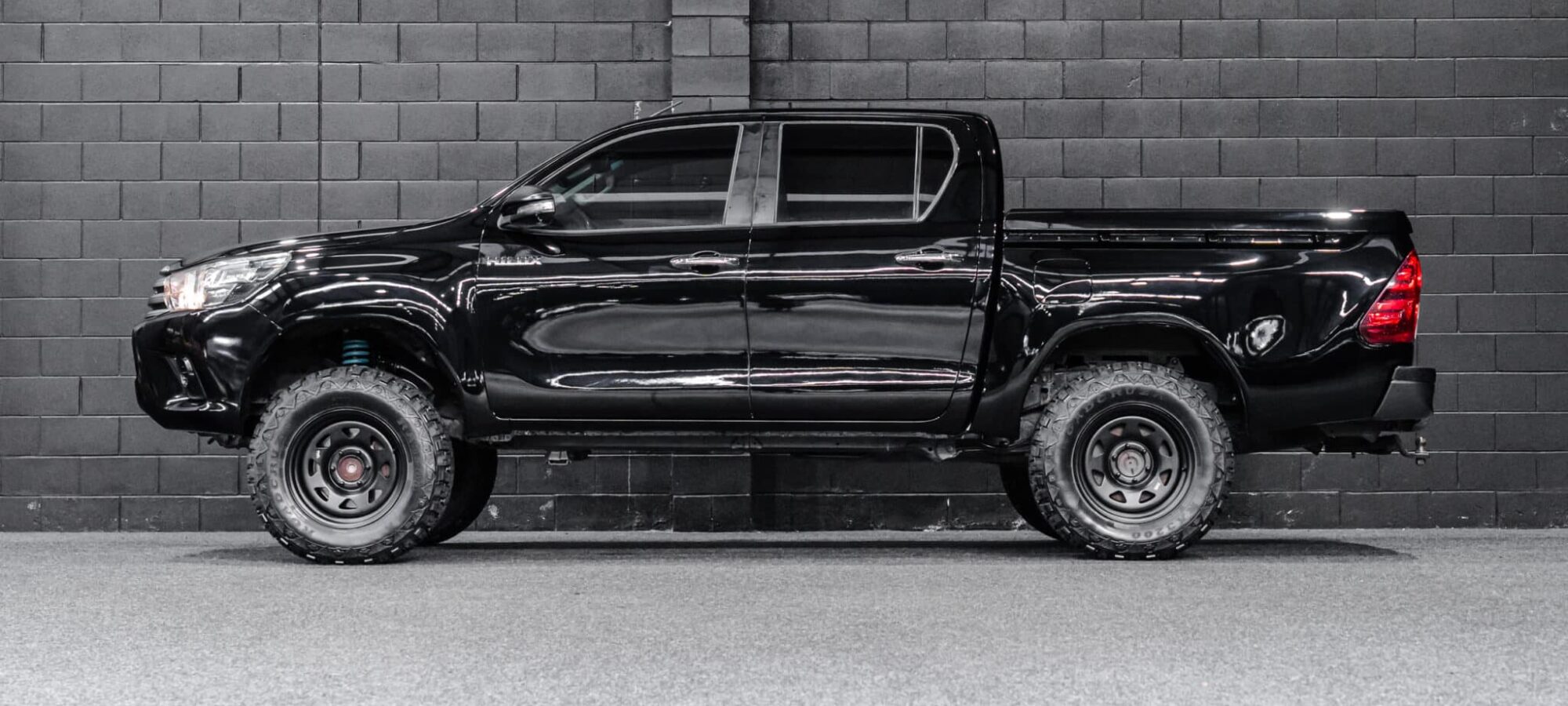 Vehicle Gallery Image