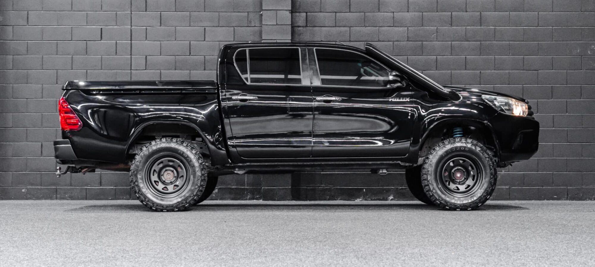 Vehicle Gallery Image