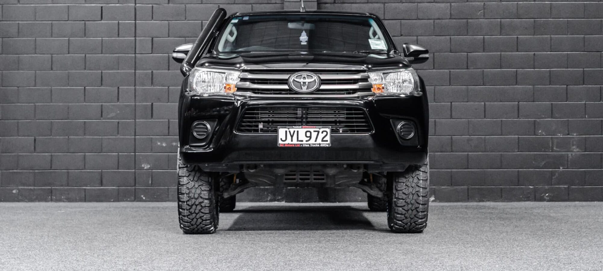 Vehicle Gallery Image