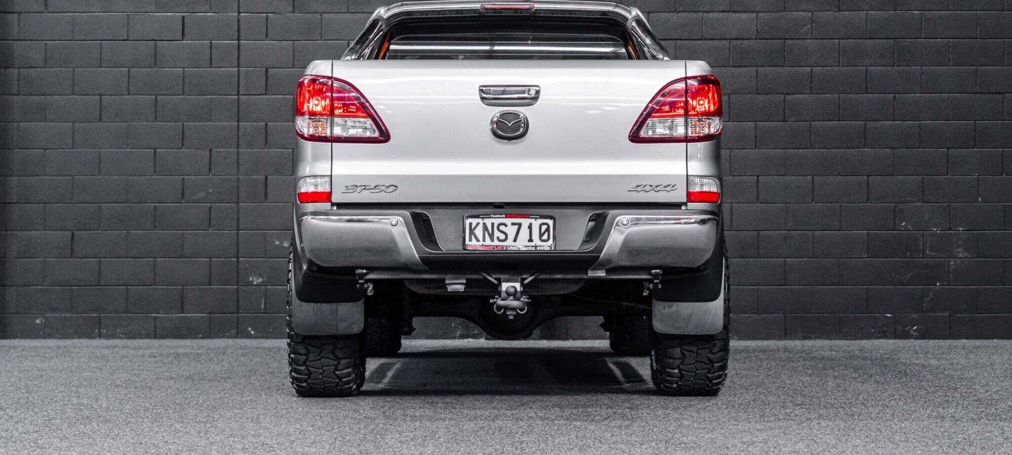 Vehicle Gallery Image