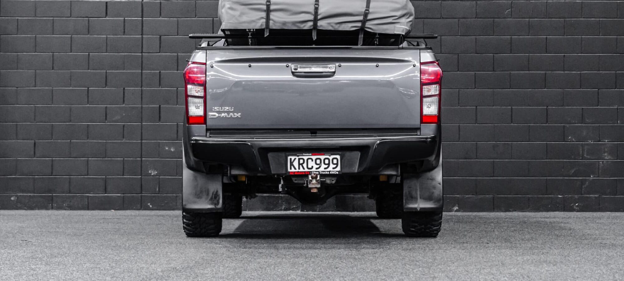 Vehicle Gallery Image