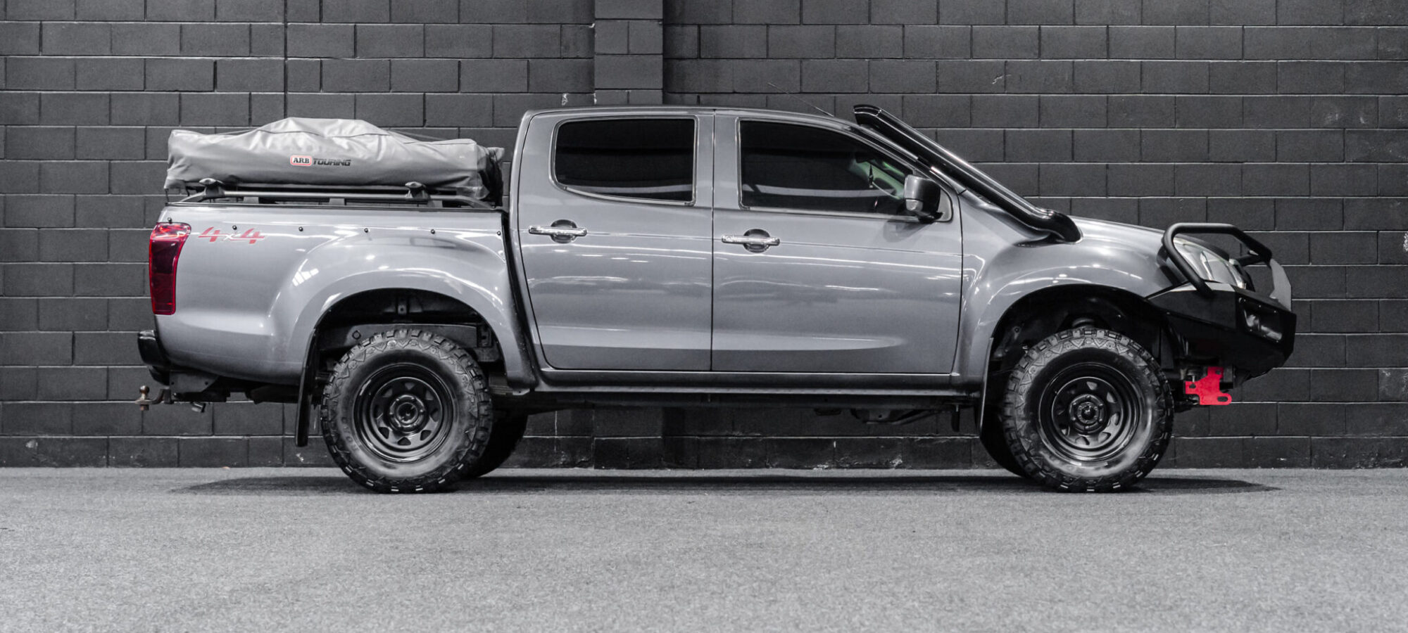 Vehicle Gallery Image