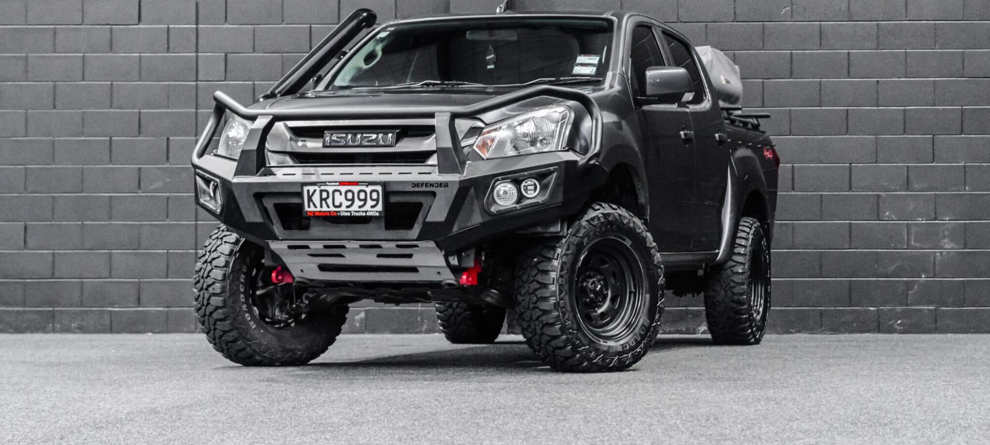 Vehicle Gallery Image