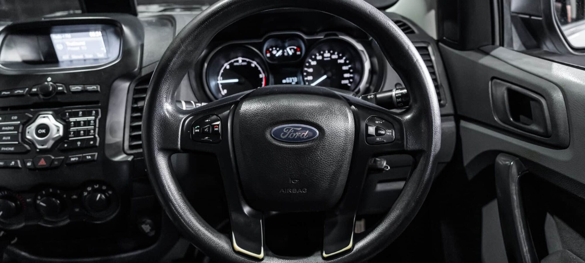 Vehicle Gallery Image