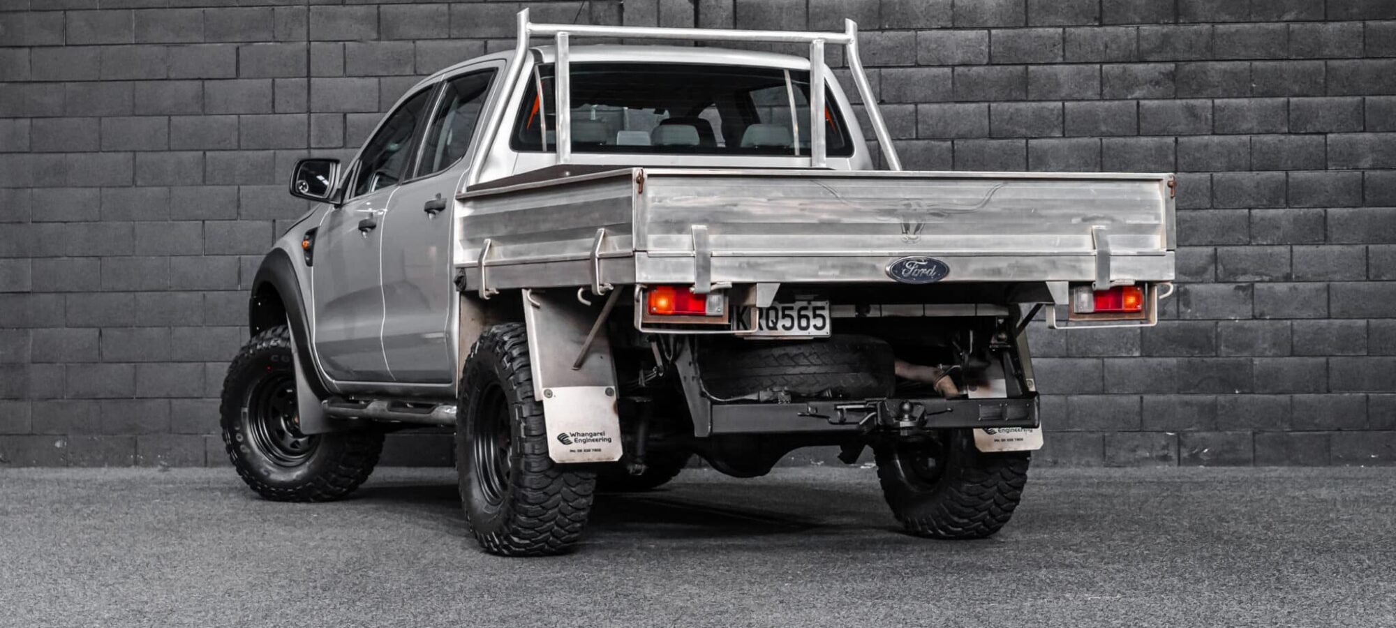 Vehicle Gallery Image