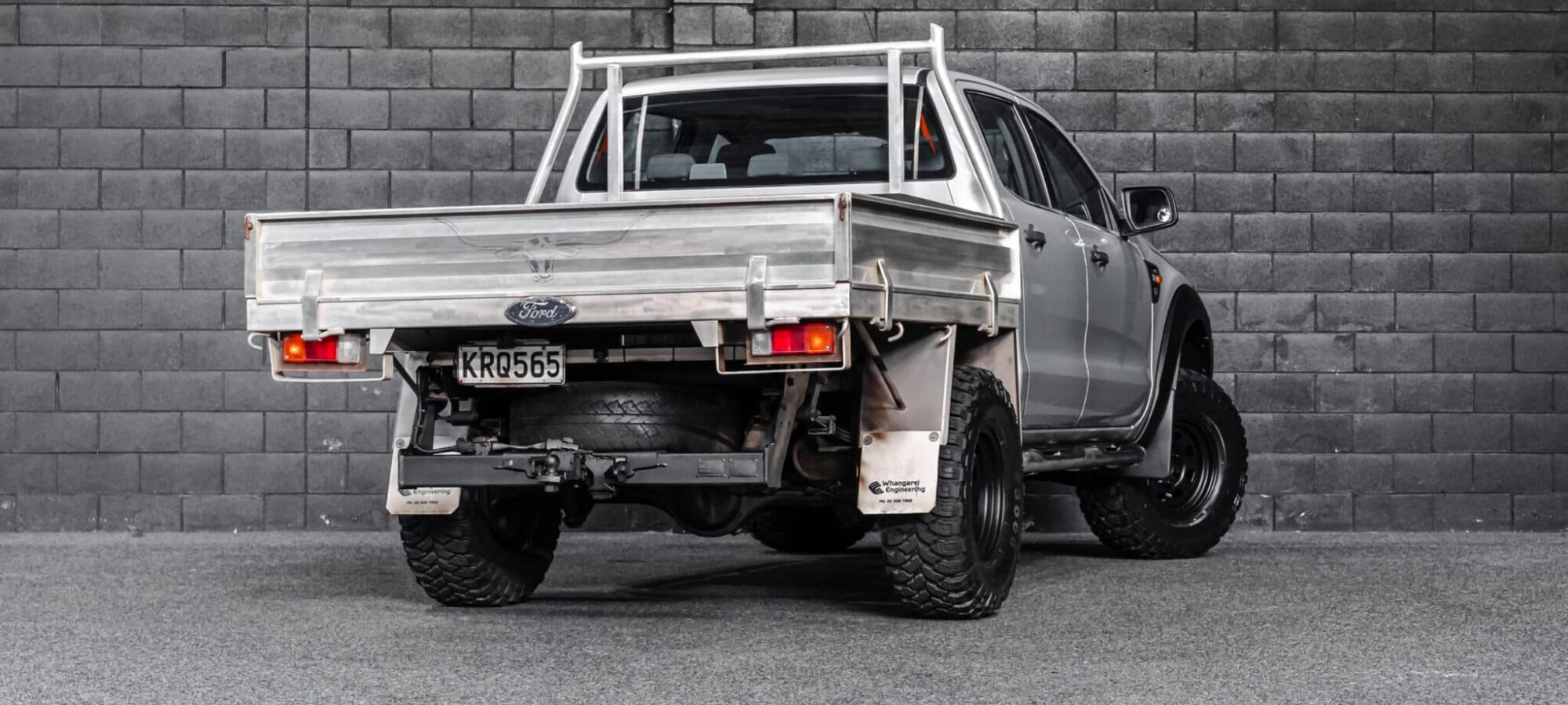 Vehicle Gallery Image