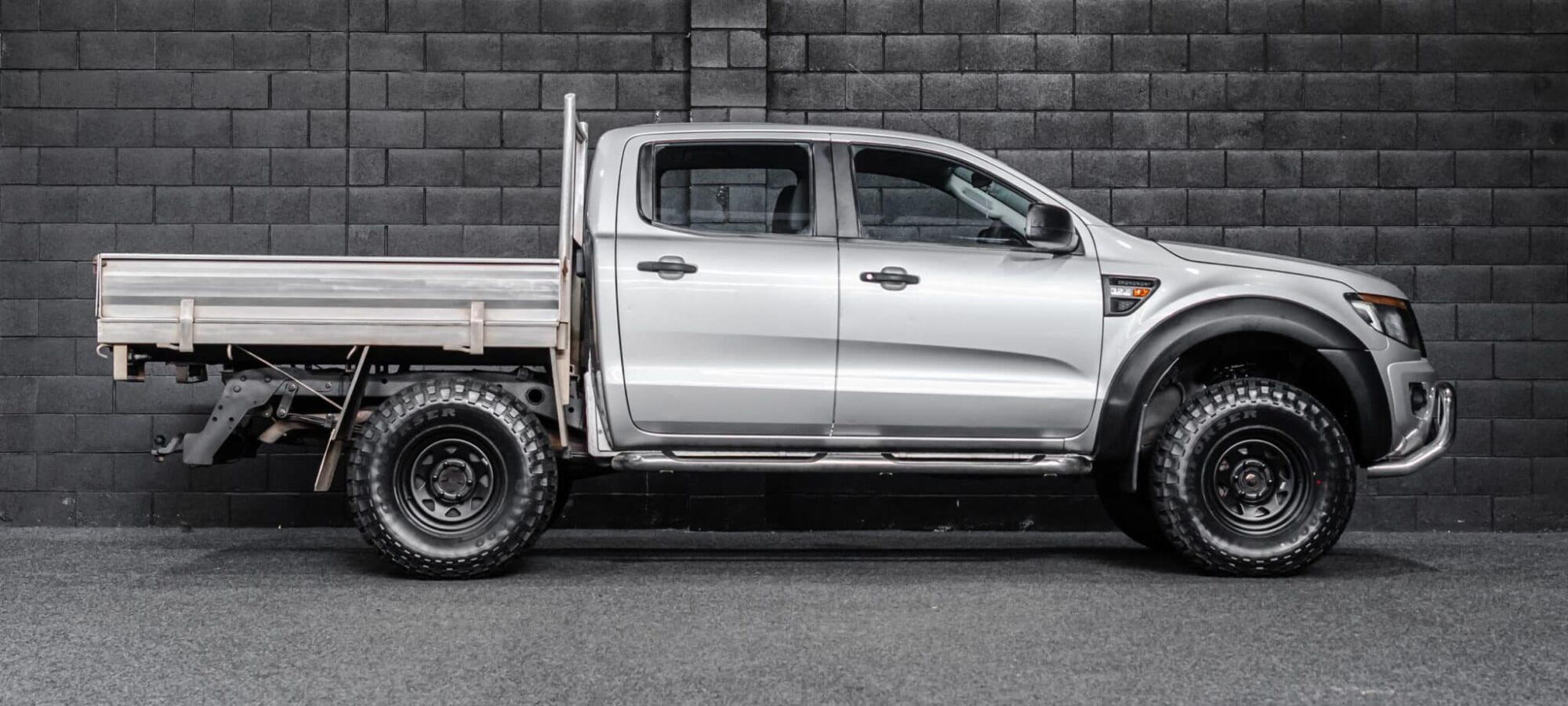 Vehicle Gallery Image