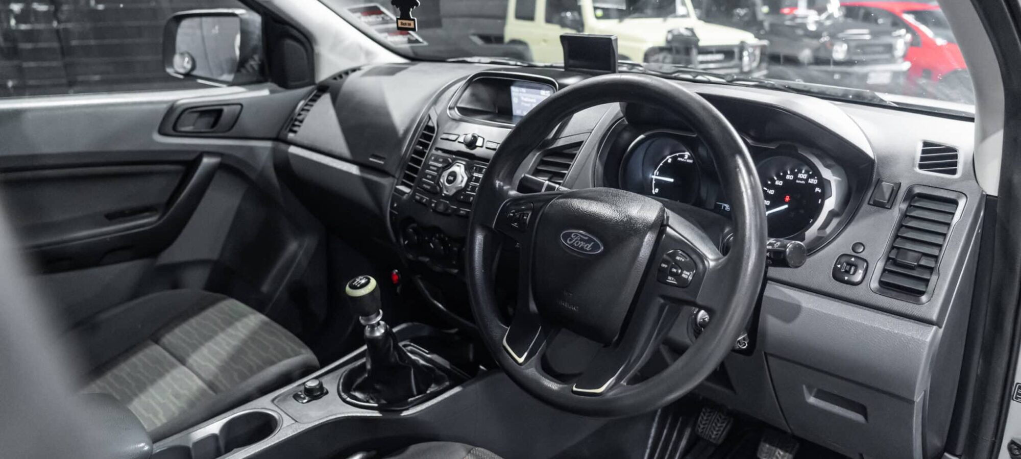 Vehicle Gallery Image