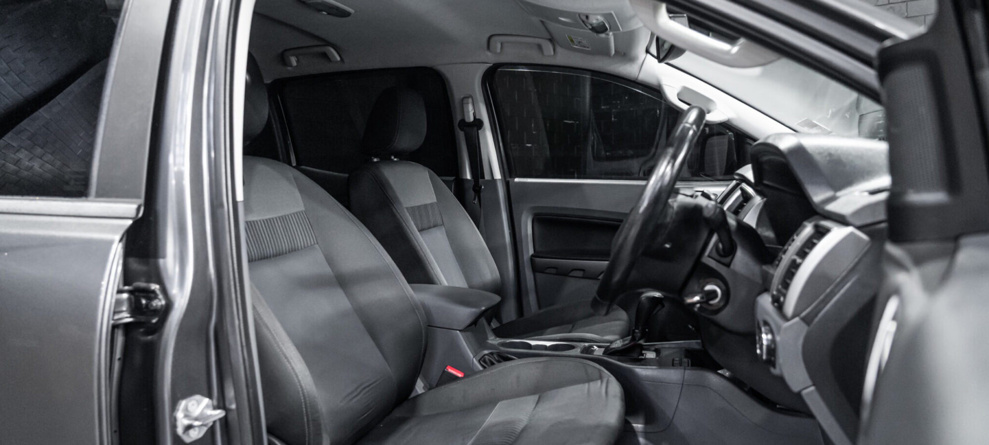 Vehicle Gallery Image