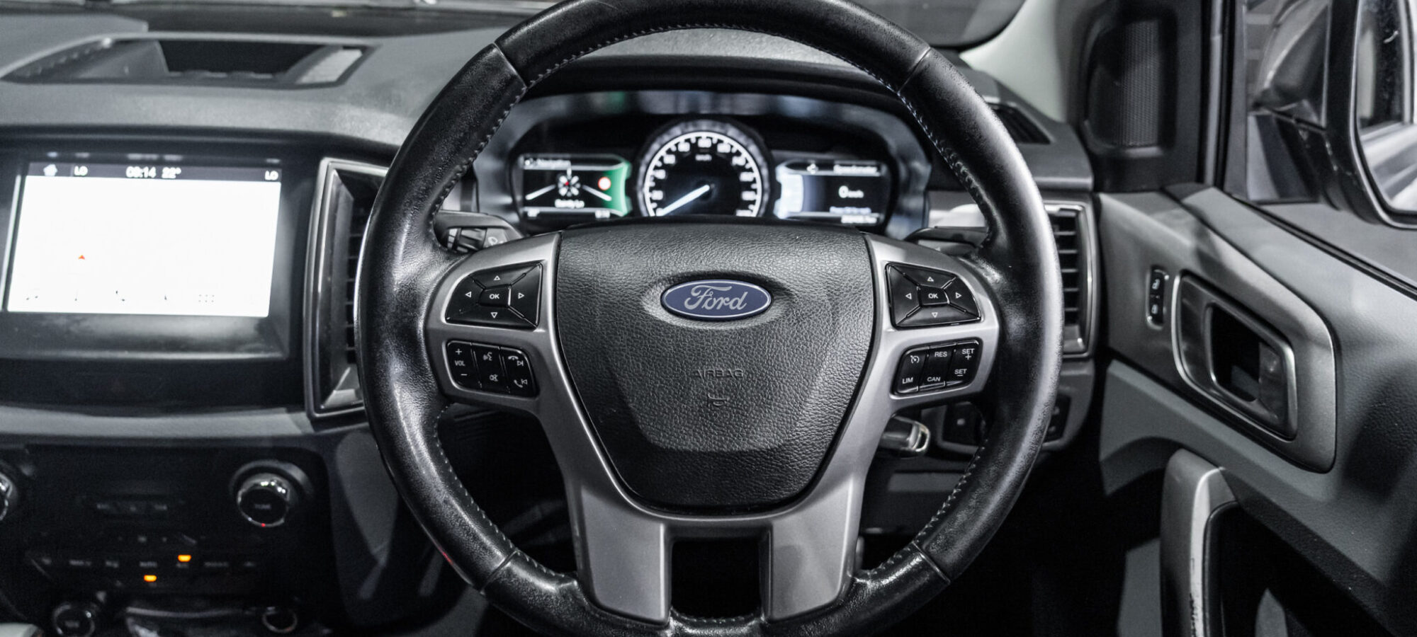 Vehicle Gallery Image