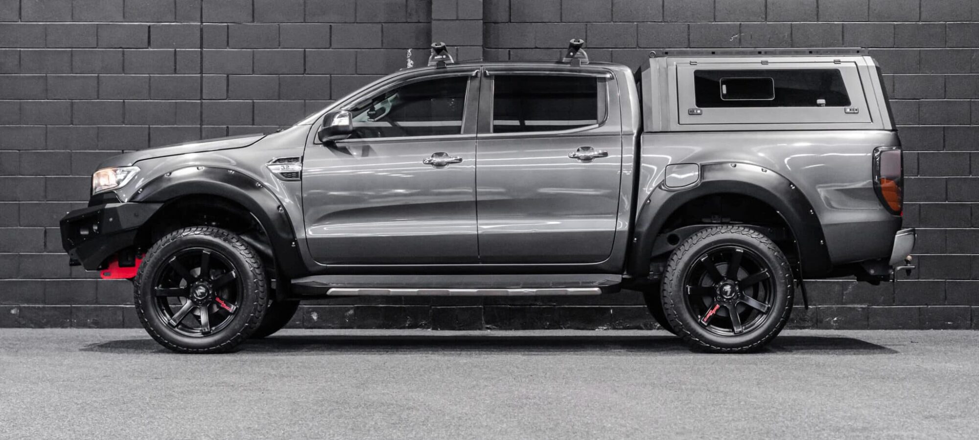Vehicle Gallery Image