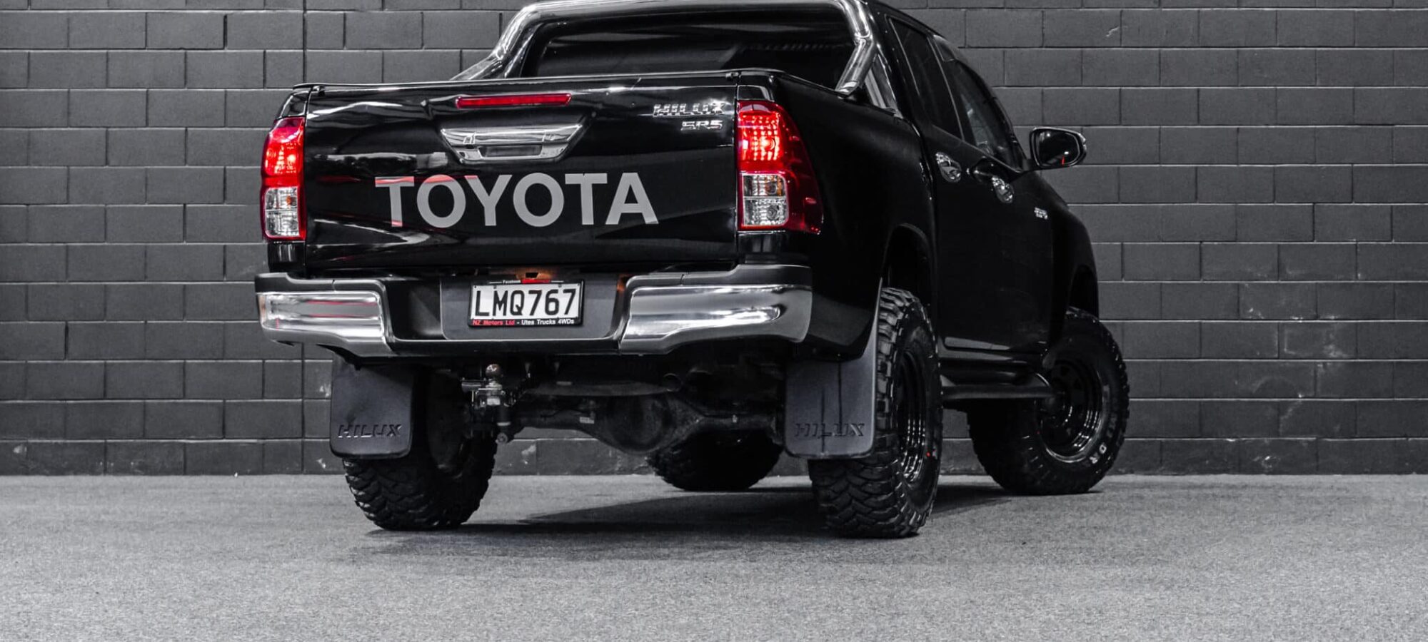 Vehicle Gallery Image