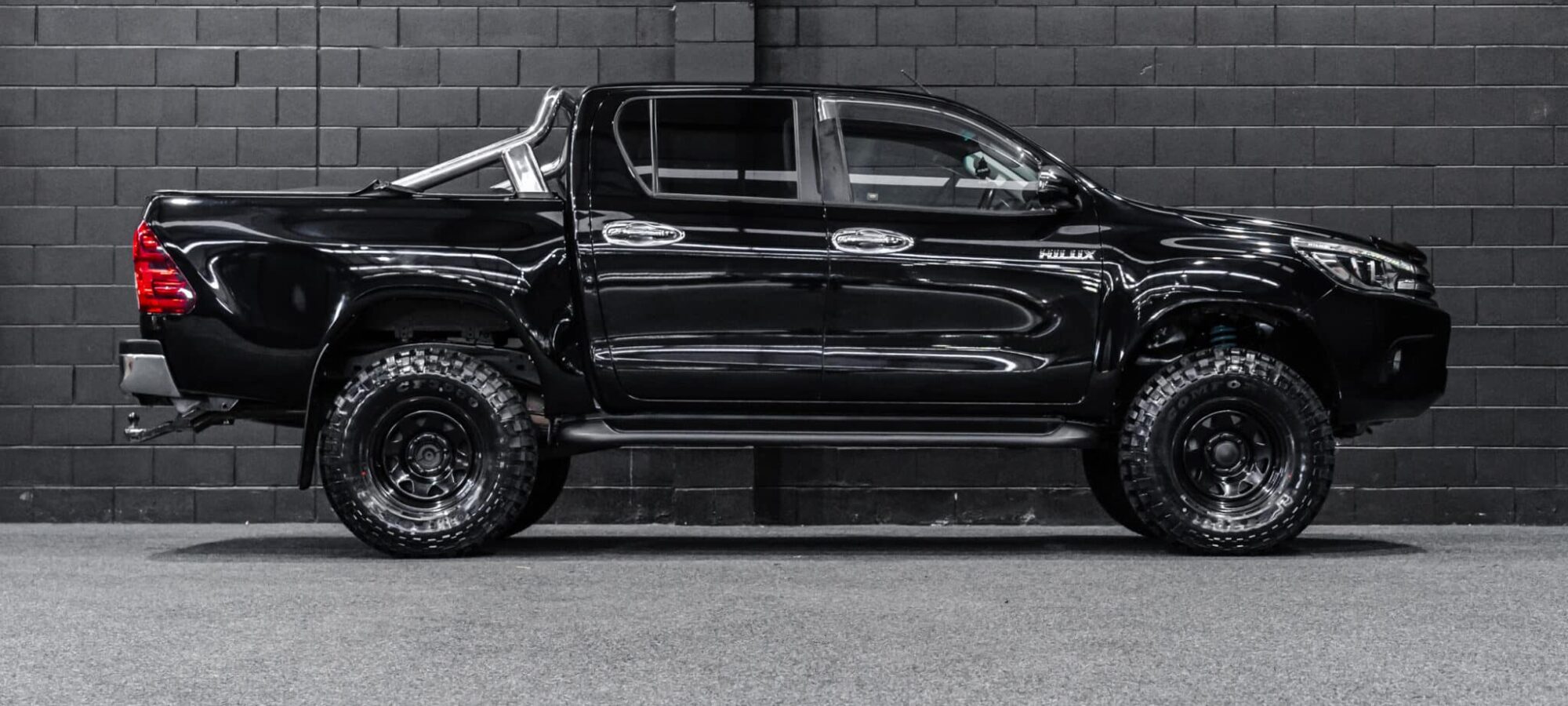 Vehicle Gallery Image