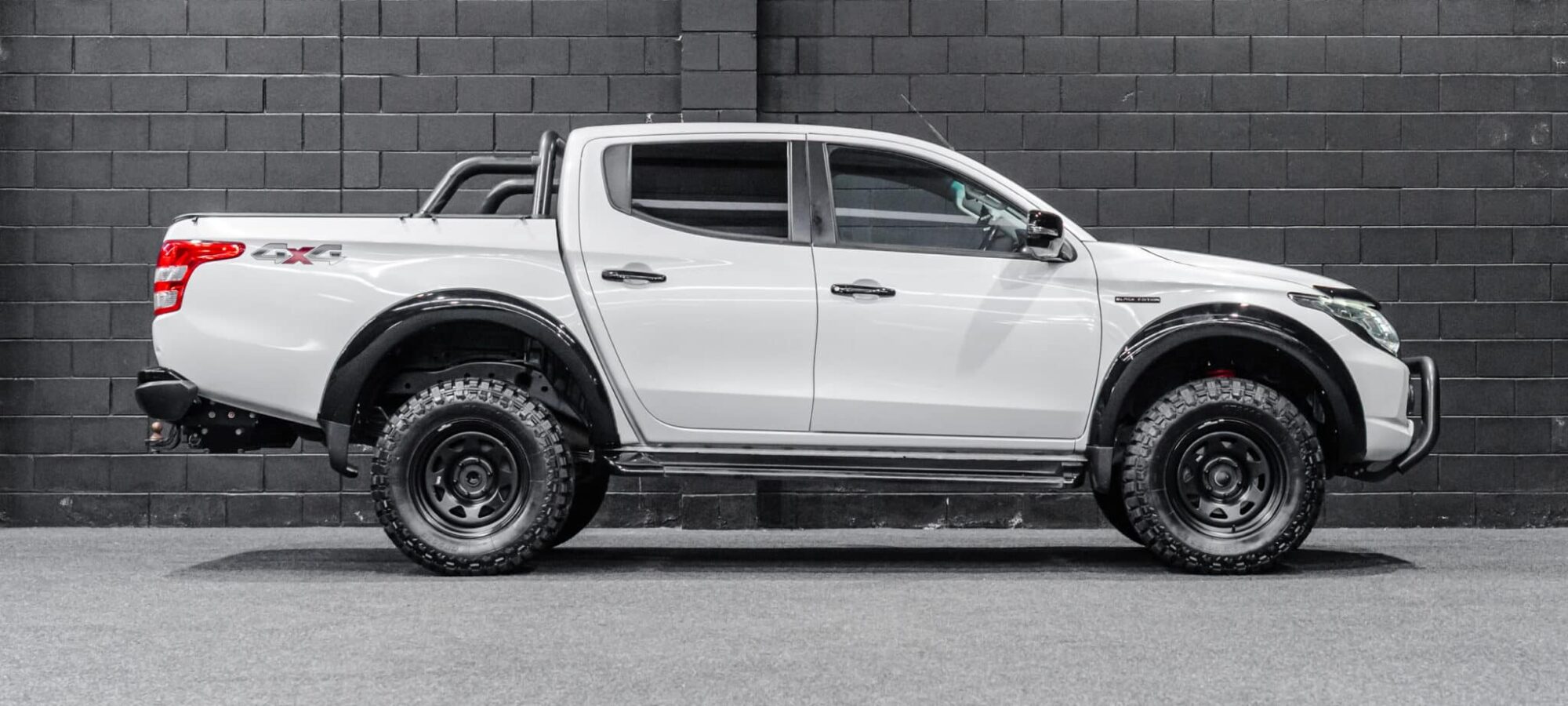 Vehicle Gallery Image