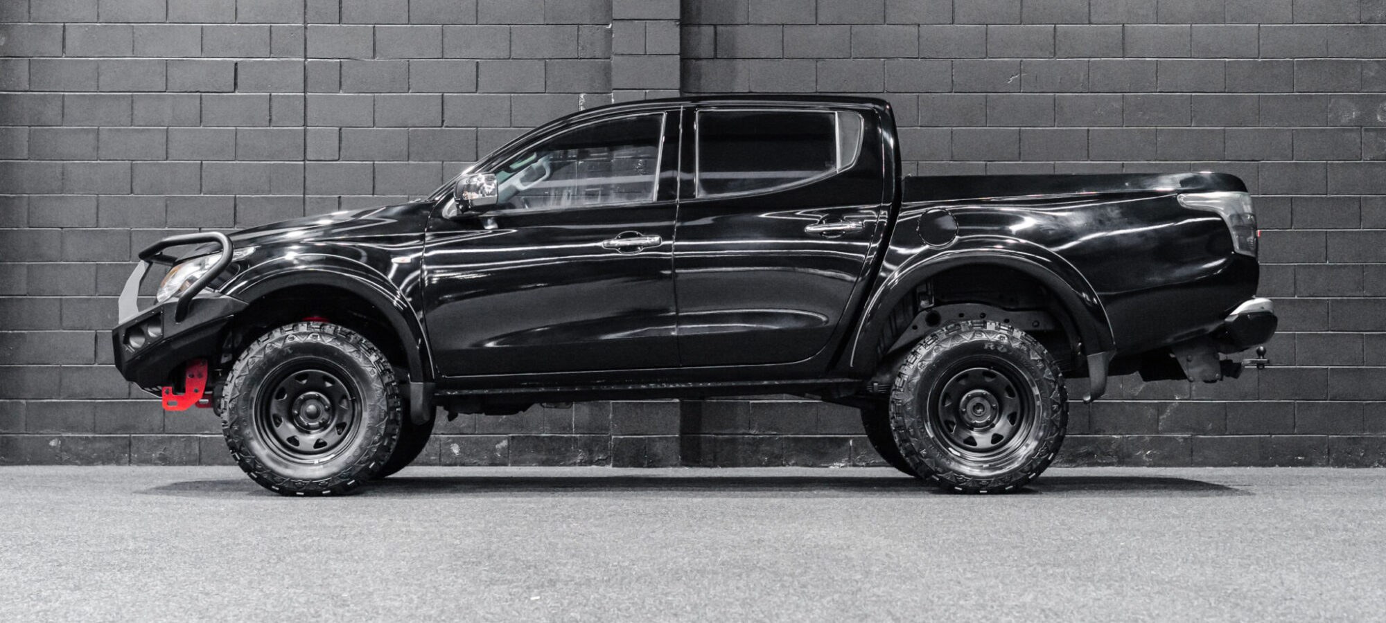 Vehicle Gallery Image