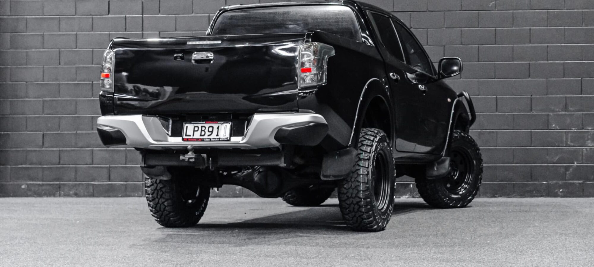 Vehicle Gallery Image