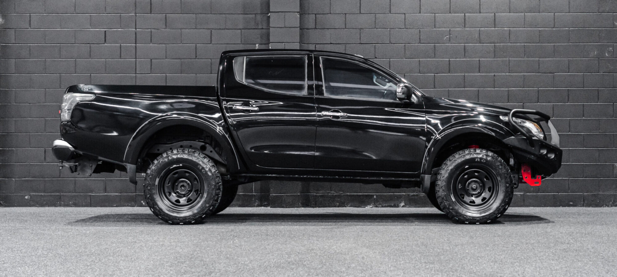 Vehicle Gallery Image