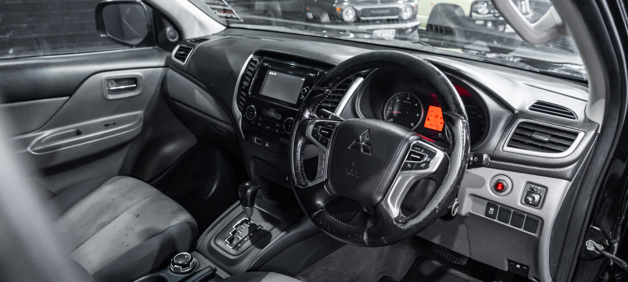 Vehicle Gallery Image