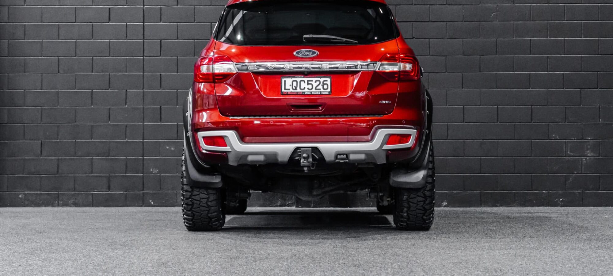 Vehicle Gallery Image