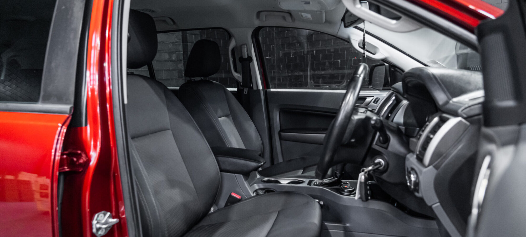 Vehicle Gallery Image