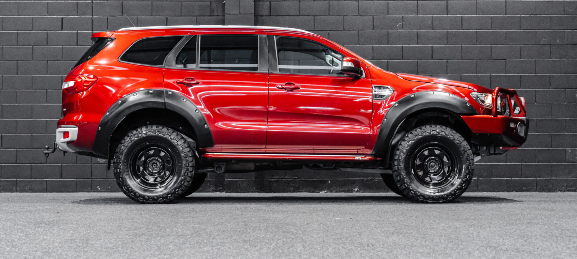 Vehicle Gallery Image