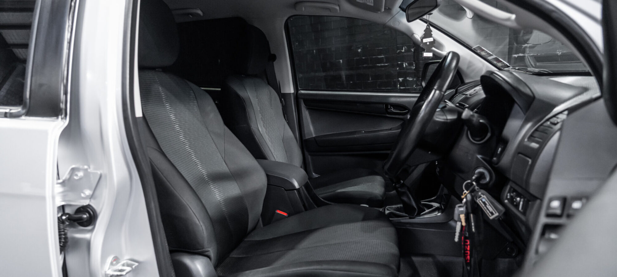 Vehicle Gallery Image