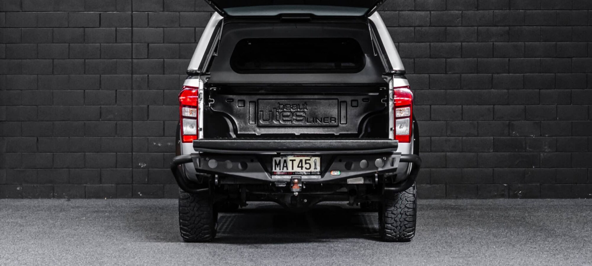 Vehicle Gallery Image