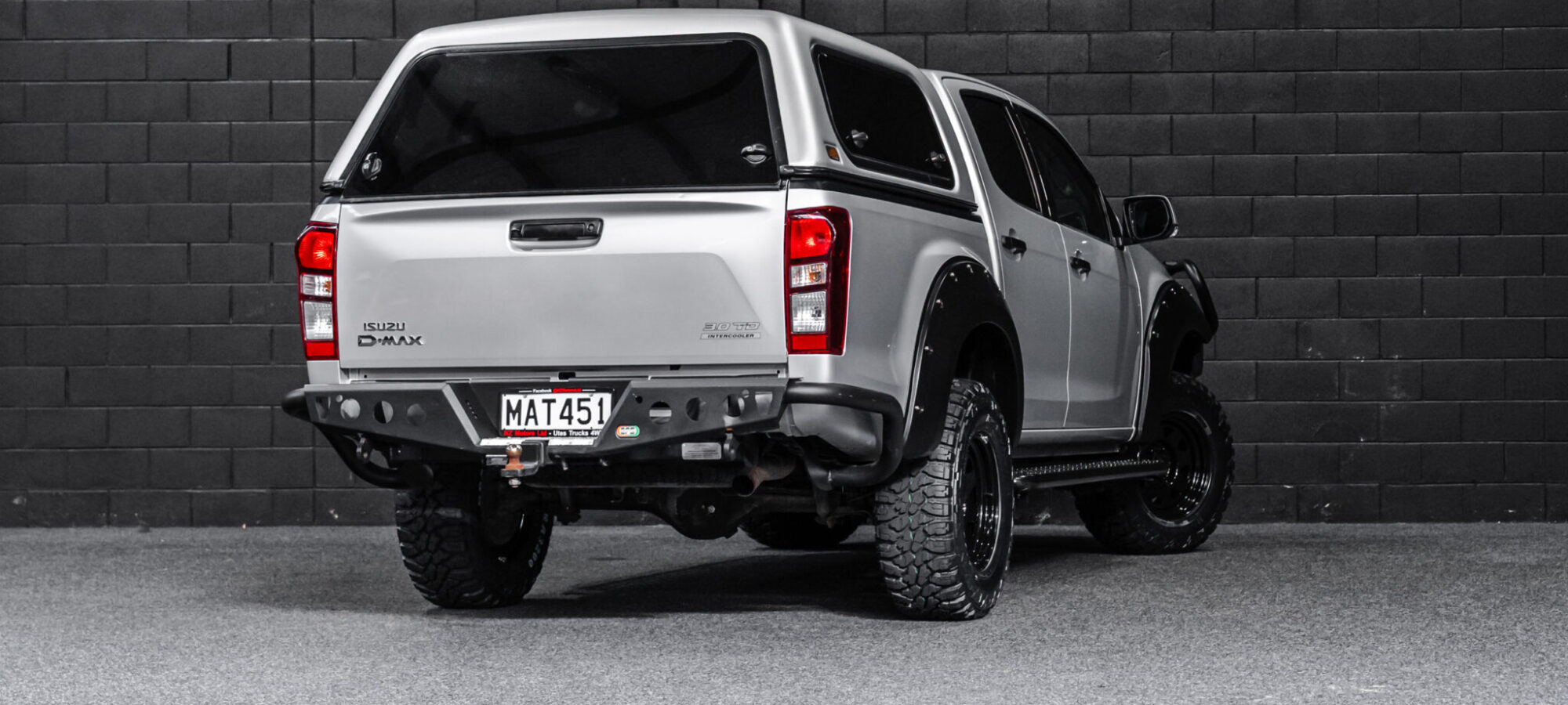 Vehicle Gallery Image