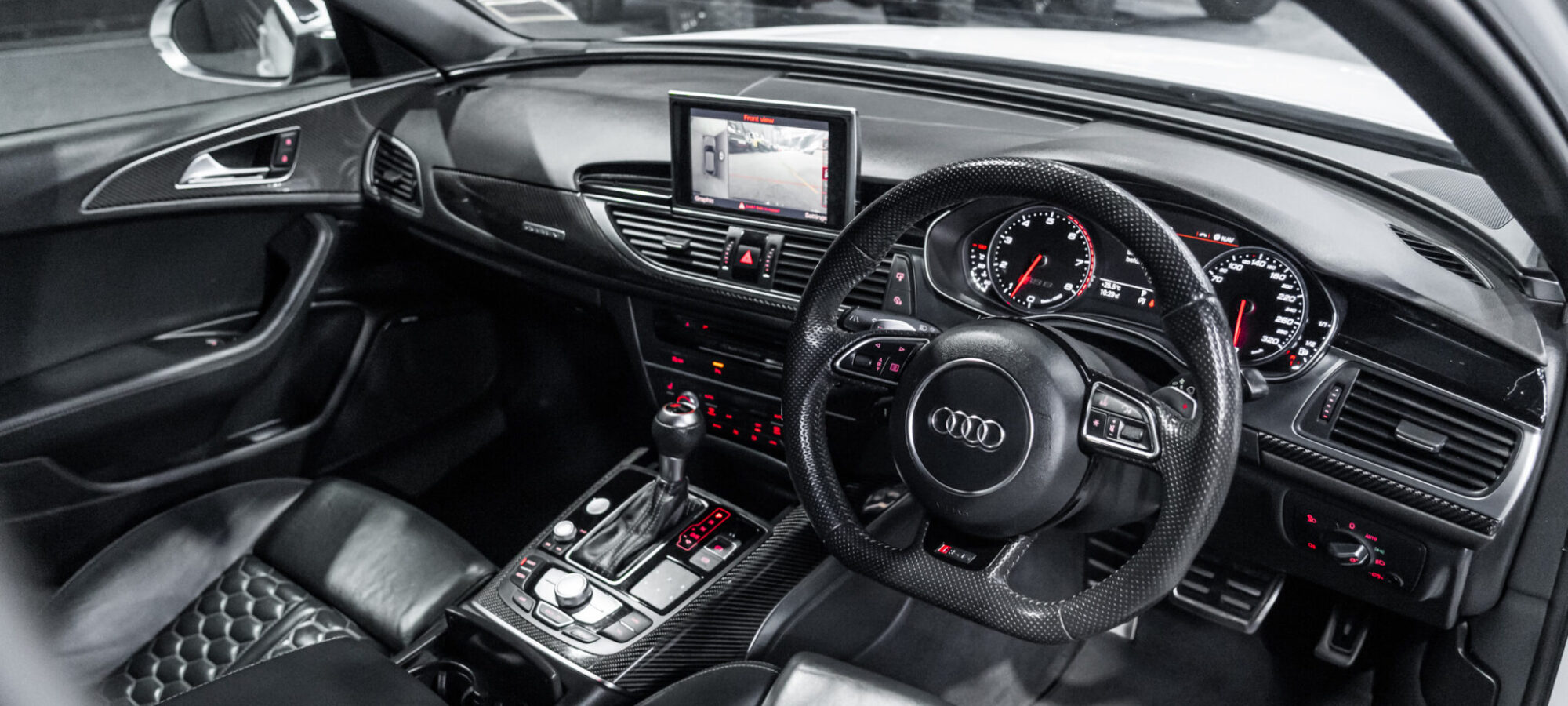 Vehicle Gallery Image