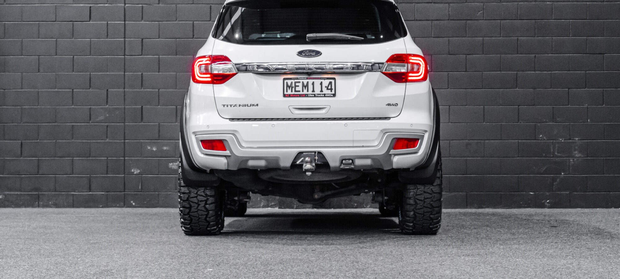 Vehicle Gallery Image