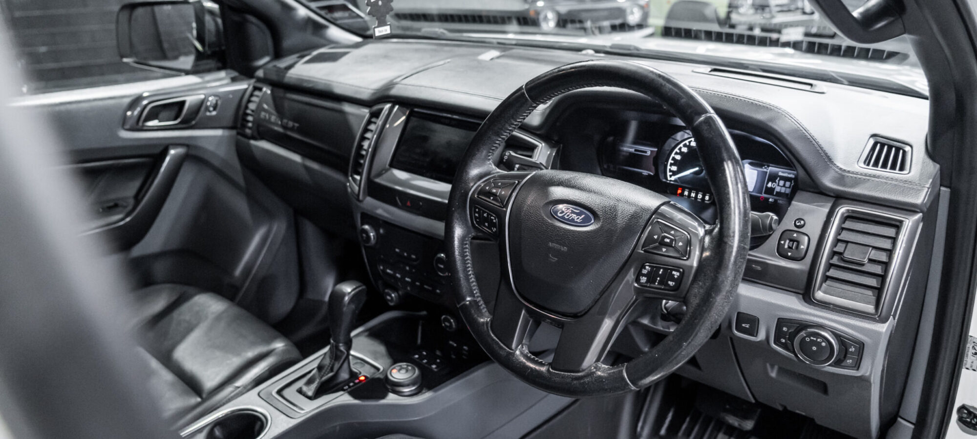 Vehicle Gallery Image